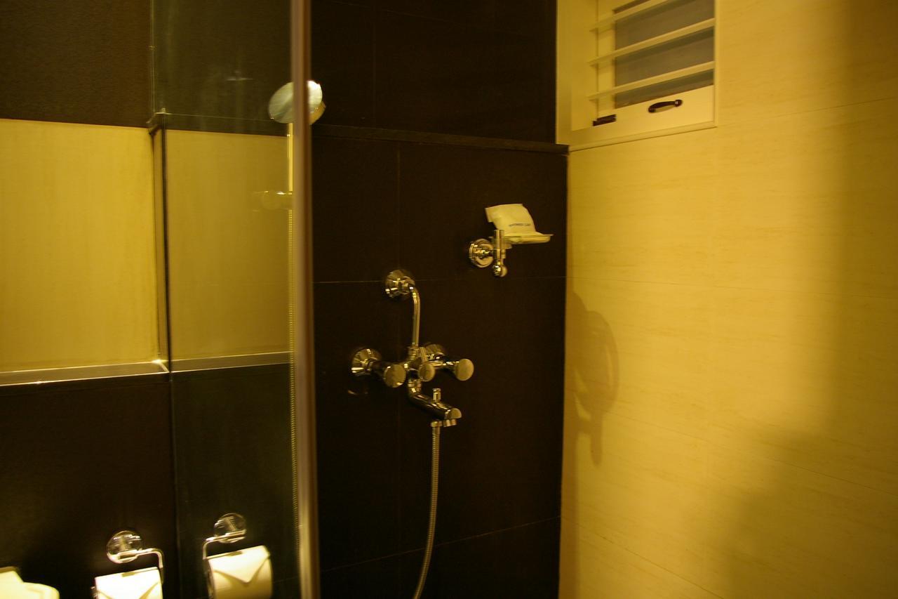 Roseline Suites บังกาลอร์ ภายนอก รูปภาพ